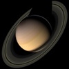 Vreemde, pulserende poollichten op Saturnus